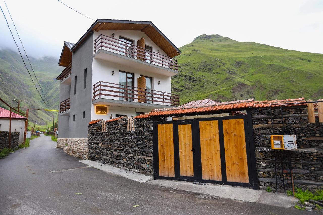 Sno Inn Kazbegi Exteriér fotografie