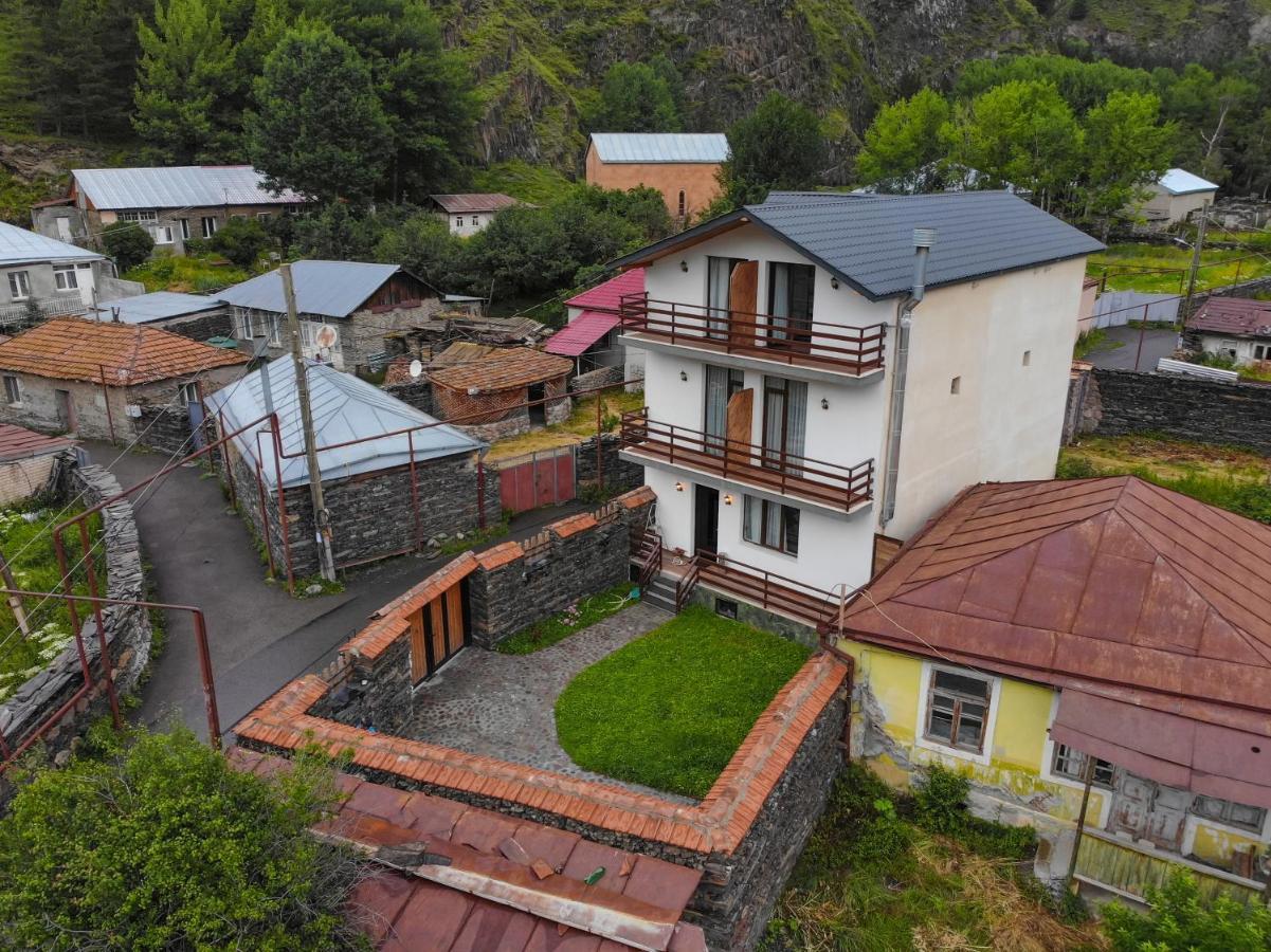 Sno Inn Kazbegi Exteriér fotografie