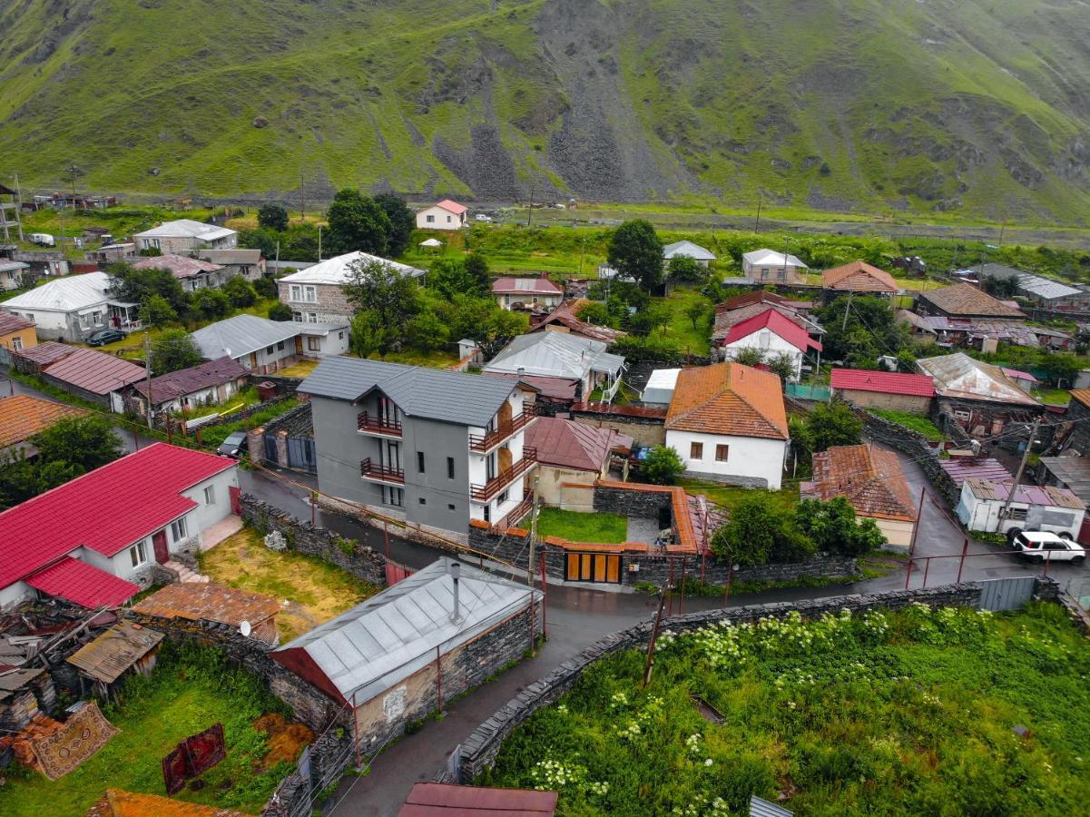 Sno Inn Kazbegi Exteriér fotografie